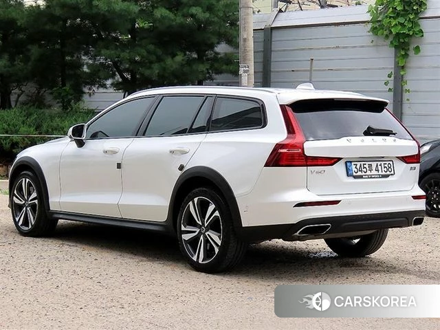 Volvo V60 Cross-Country 2nd Generation id 4614601 из Кореи 13