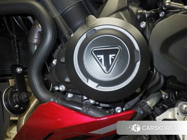 Engine photo