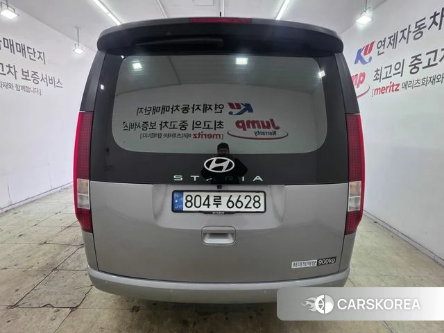 Hyundai Staria 2024 Серебристо-серый из Кореи, фото 3