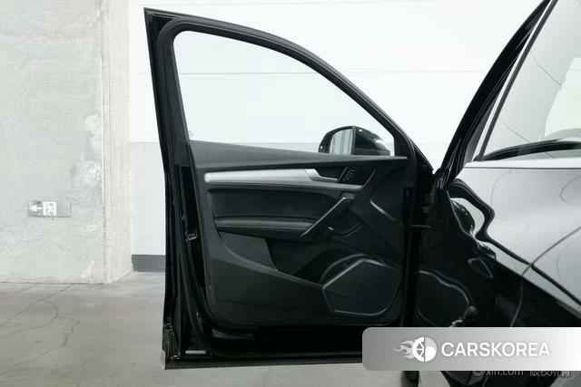 Audi Q5L id 4279257 из Китая 17