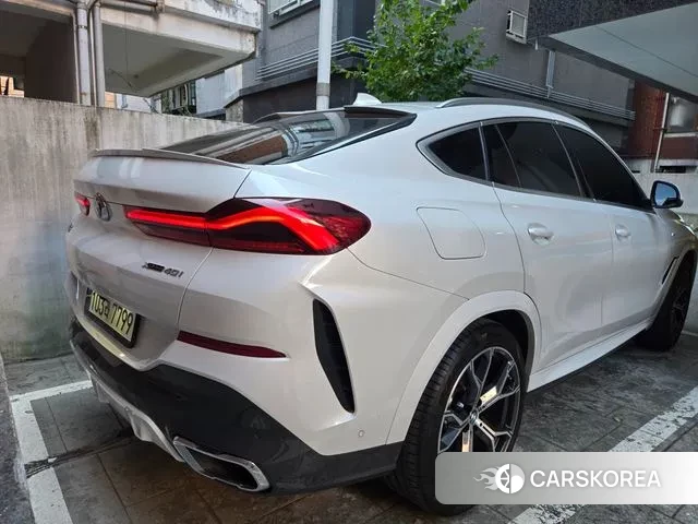 BMW X6 (G06) 2022 Белый из Кореи, фото 3