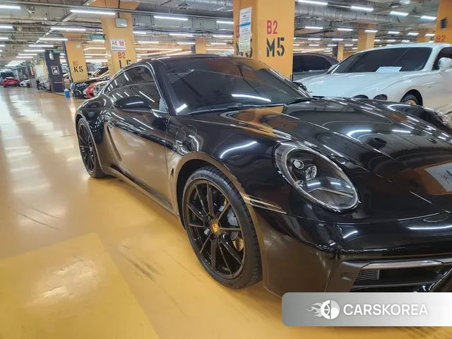Porsche 911(992) id 2997389 из Кореи 12