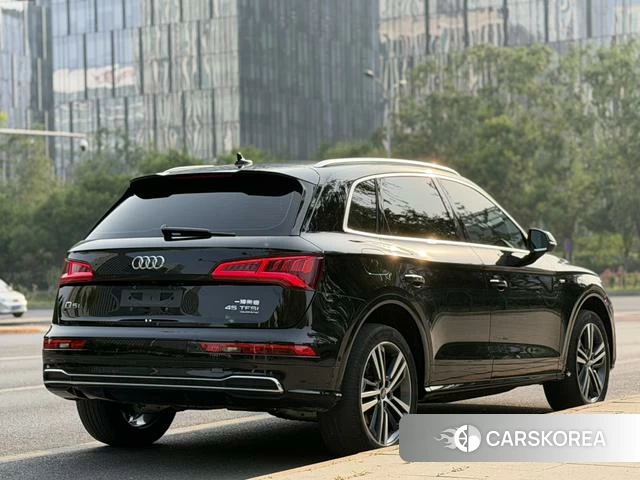 Audi Q5L id 4329182 из Китая 21