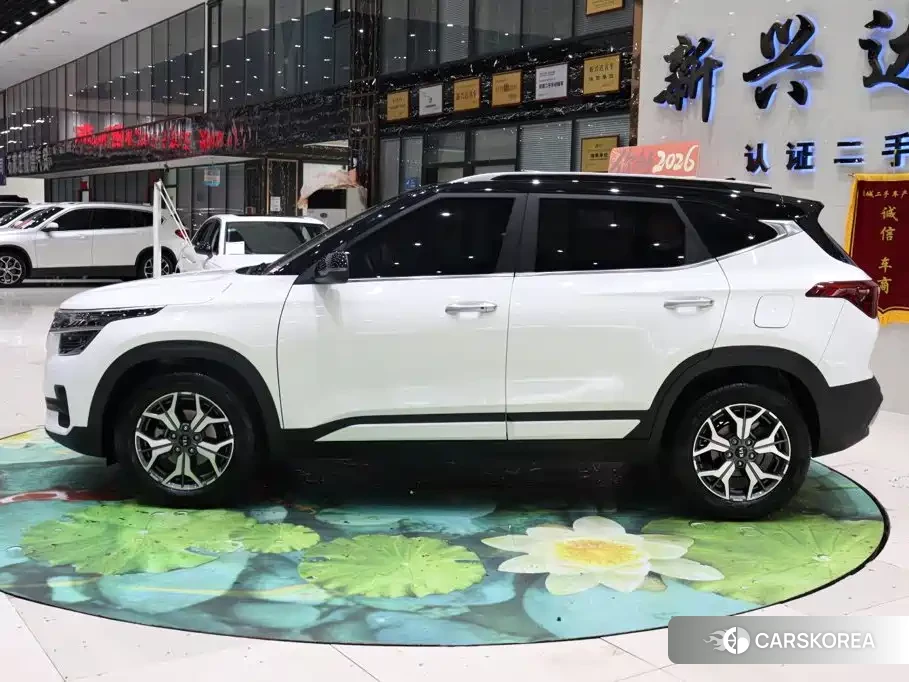 Kia KX3 id 4664456 из Китая 16