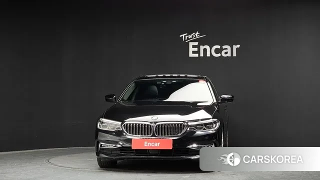 BMW 5 Series (G30) id 3709414 из Кореи 13