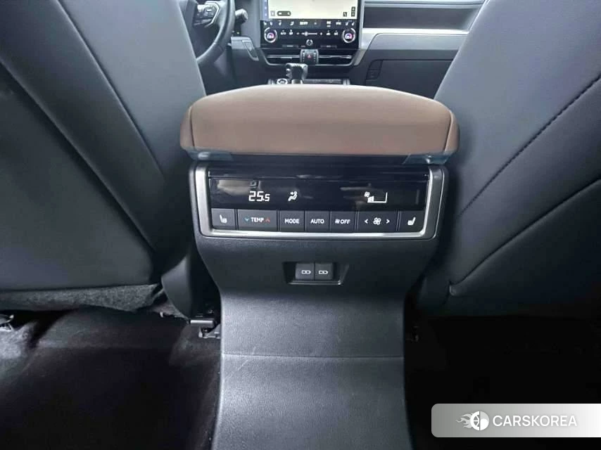Lexus GX 2024 Белый из Китая, фото 3