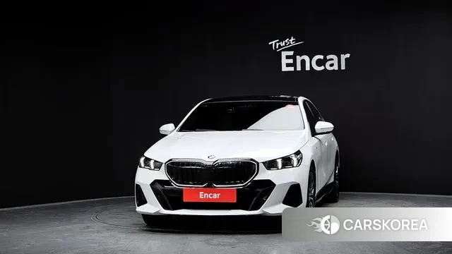 BMW 5 Series (G60) id 3451991 из Кореи 13