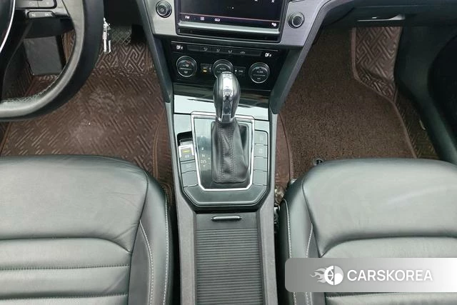 Volkswagen Lingdu id 3769004 из Китая 10