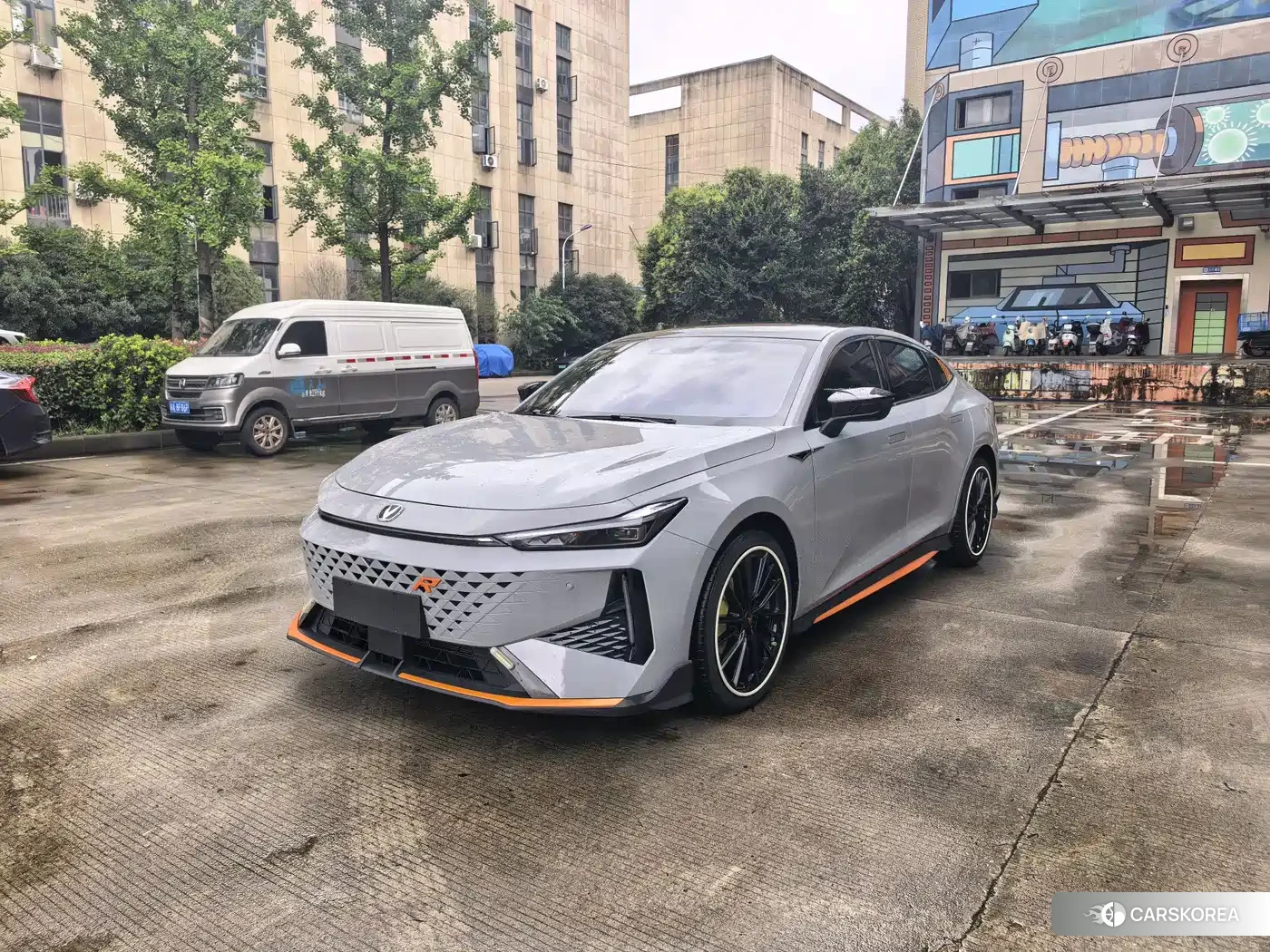 Chang'an Changan UNI-V 2024 Silver/gray из Китая, фото 5