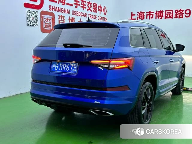 Skoda Kodiak 2022 Синий из Китая, фото 3