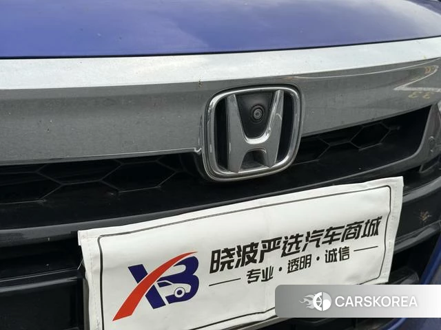 Honda Accord id 4221371 из Китая 17