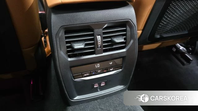 BMW 3 Series (G20) id 4783868 из Кореи 24