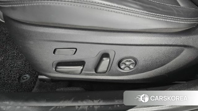 Hyundai The New Grandeur IG id 4458715 из Кореи 24
