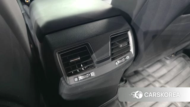 Ssangyong Rexton Sports Cannes id 4759819 из Кореи 24