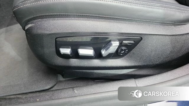 BMW 5 Series (G30) id 4535394 из Кореи 24