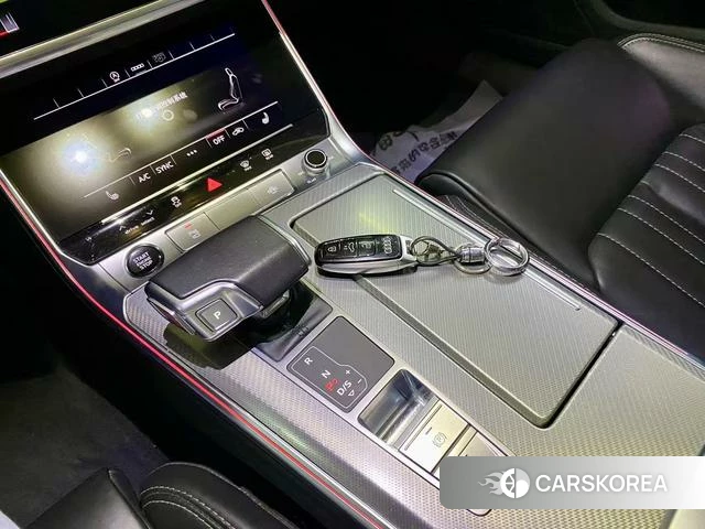 Audi A6L id 4297624 из Китая 24
