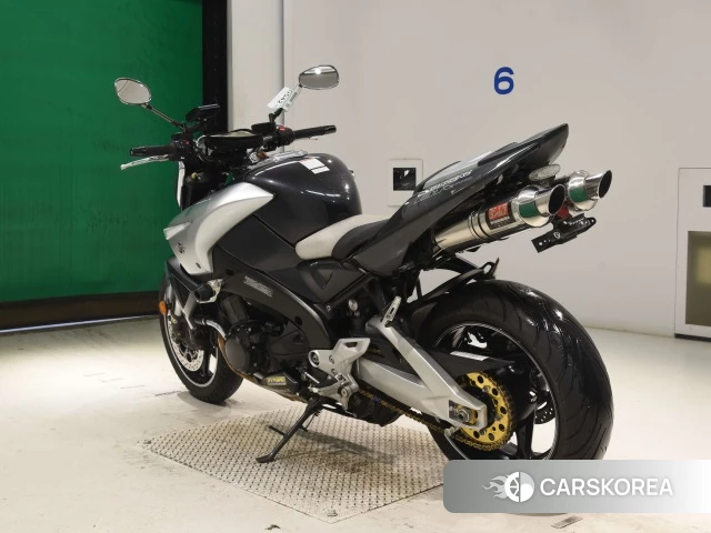 Suzuki GSX 1300 BK (B-KING) id 4229312 из Японии 24