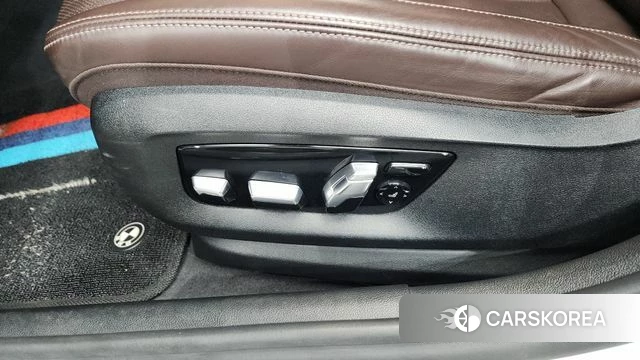 BMW 5 Series (G30) id 4518669 из Кореи 24