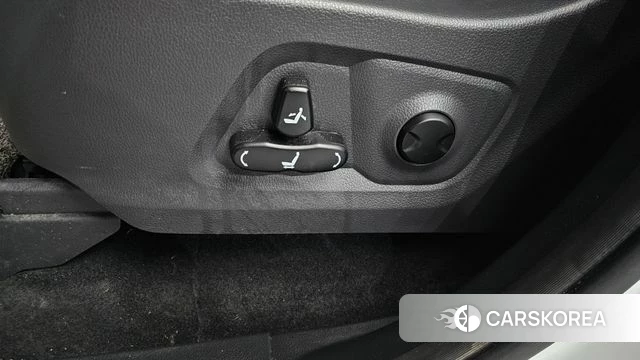 Ssangyong The New Rexton Sports Cannes id 4763074 из Кореи 24