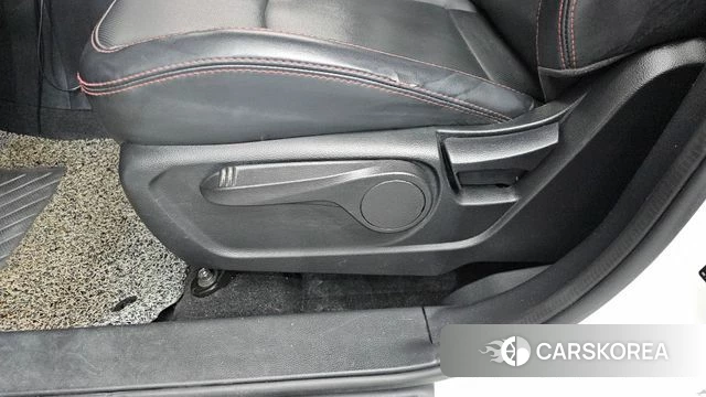 Ssangyong Tivoli Air id 4742338 из Кореи 24