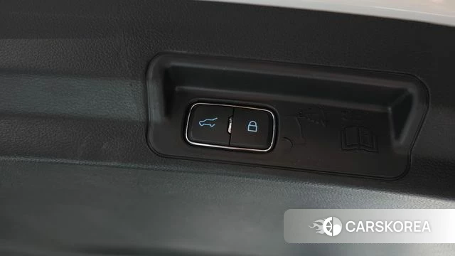 Ford Explorer 6th Generation id 4847417 из Кореи 24
