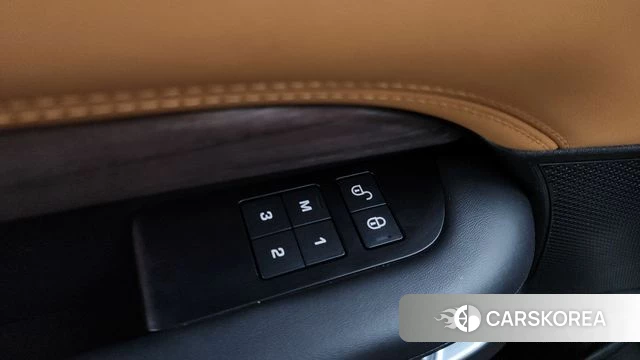 Land Rover Discovery 5 id 4448138 из Кореи 24