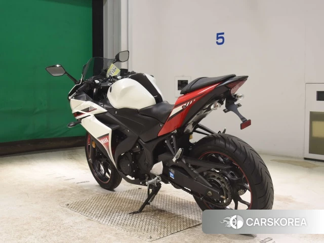 Yamaha YZF-R3 id 3945429 из Японии 24