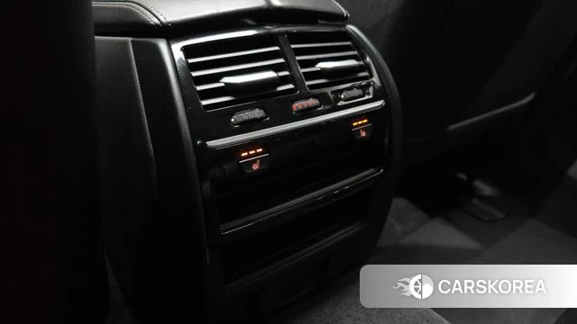 BMW 5 Series (G30) id 4325924 из Кореи 24