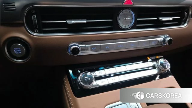 Genesis G90 id 4267932 из Кореи 24