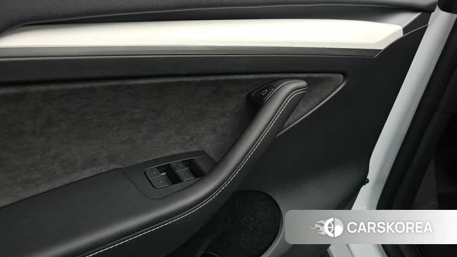 Tesla Model Y id 4778493 из Кореи 24