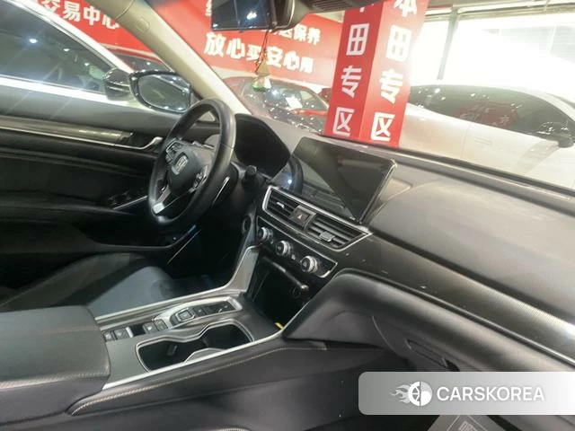 Honda Accord id 4307778 из Китая 24