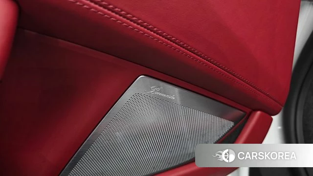 Porsche 911(992) id 4321801 из Кореи 24
