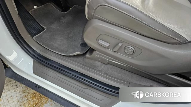 Kia Carnival 4th generation id 4316369 из Кореи 24