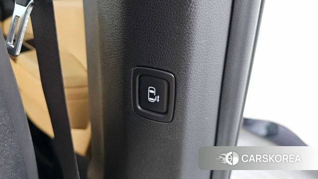 Kia Carnival 4th generation id 4442860 из Кореи 24