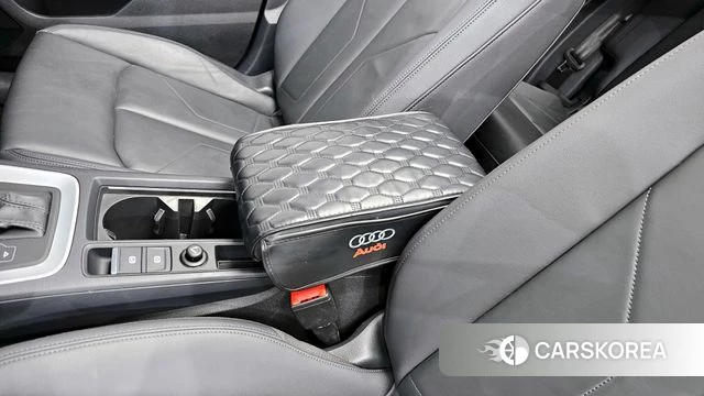 Audi Q3 (F3) id 4388647 из Кореи 24