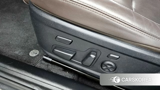 Hyundai The New Grandeur IG id 4293419 из Кореи 24