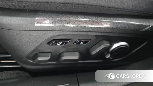 Hyundai Grandeur Hybrid (GN7) id 4589944 из Кореи 24