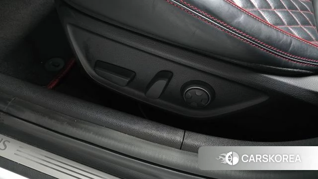 Genesis G70 id 4610096 из Кореи 24