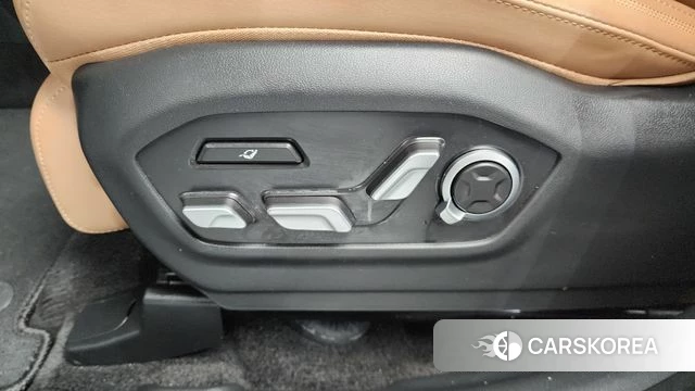 Hyundai Santa Fe (MX5) id 4607715 из Кореи 24