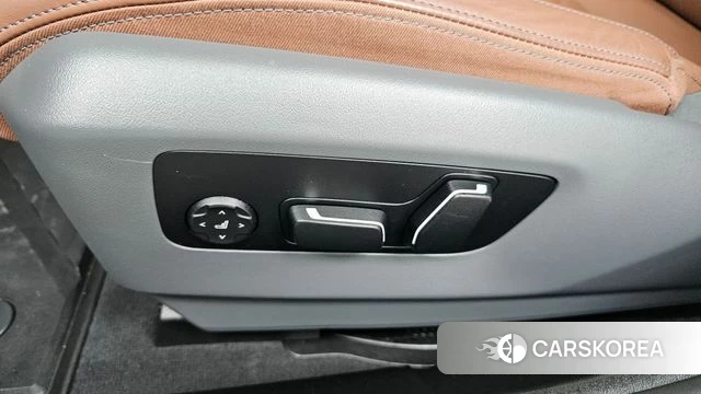 BMW 5 Series (G60) id 4185646 из Кореи 24