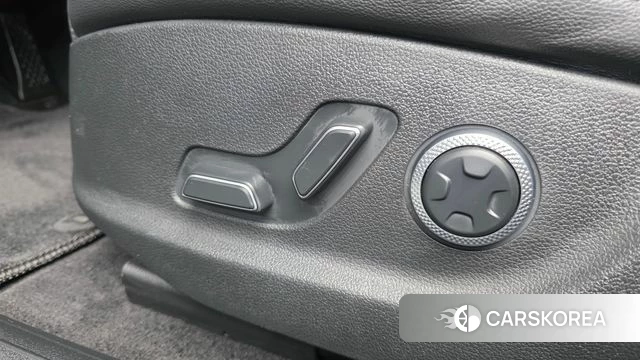Genesis Electrified G80 (RG3) id 4244628 из Кореи 24
