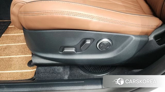 Genesis GV70 id 4408814 из Кореи 24