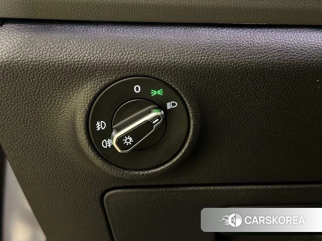 Volkswagen Sagitar id 4253347 из Китая 24