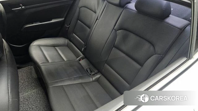 Hyundai Avante AD id 4197255 из Кореи 24