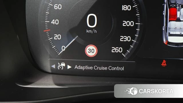 Volvo XC40 id 4764436 из Кореи 23