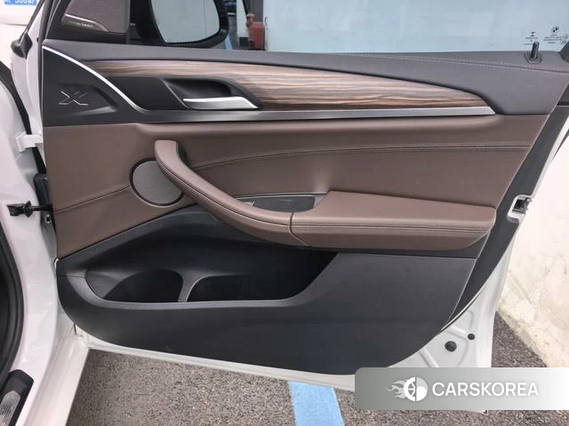 BMW X3 id 4215732 из Китая 24