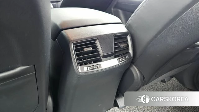 Ssangyong The New Rexton Sports Cannes id 4501244 из Кореи 24