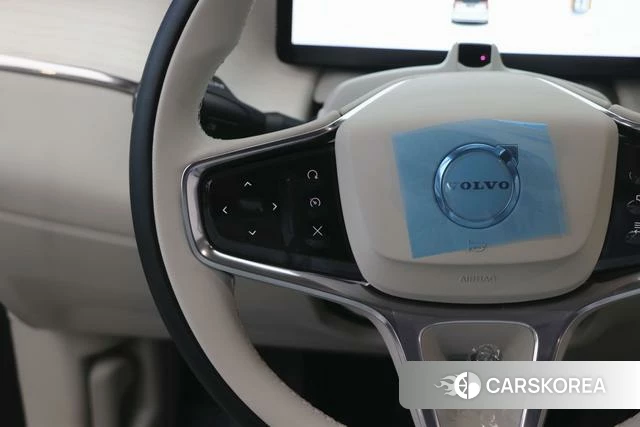 Volvo EM90 id 3920179 из Китая 24