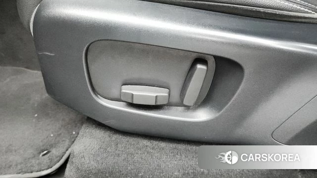 Land Rover Range Rover Velar id 4596502 из Кореи 24
