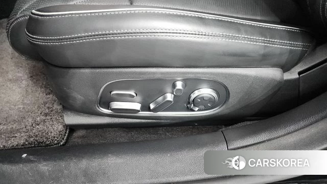 Genesis G90 (RS4) id 4195088 из Кореи 24